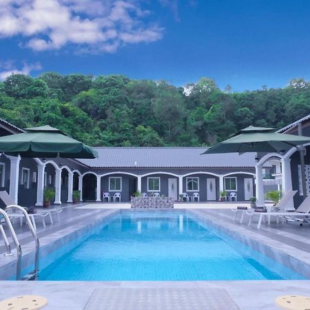 Cenang Rooms With Pool By Virgo Star Resort Pantai Cenang  Extérieur photo