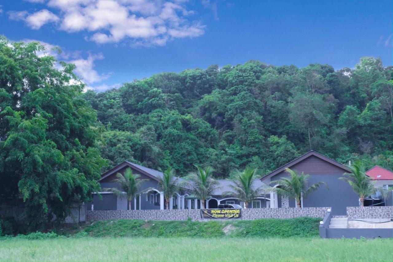 Cenang Rooms With Pool By Virgo Star Resort Pantai Cenang  Extérieur photo